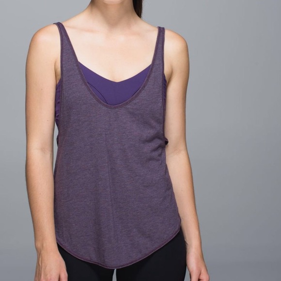 Lululemon Twist & Turn Tank w/ Built in Bra - Picture 2 of 7